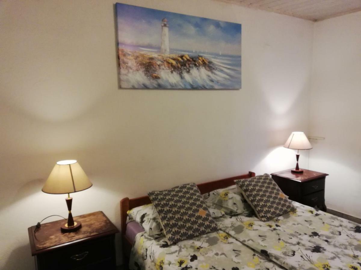 Apartman Teuta ซาเกร็บ ภายนอก รูปภาพ