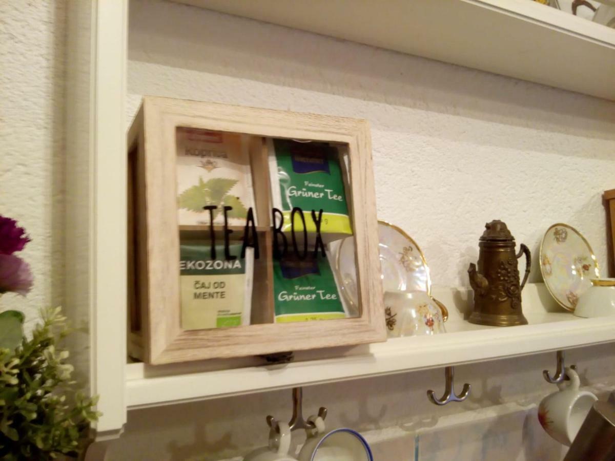Apartman Teuta ซาเกร็บ ภายนอก รูปภาพ