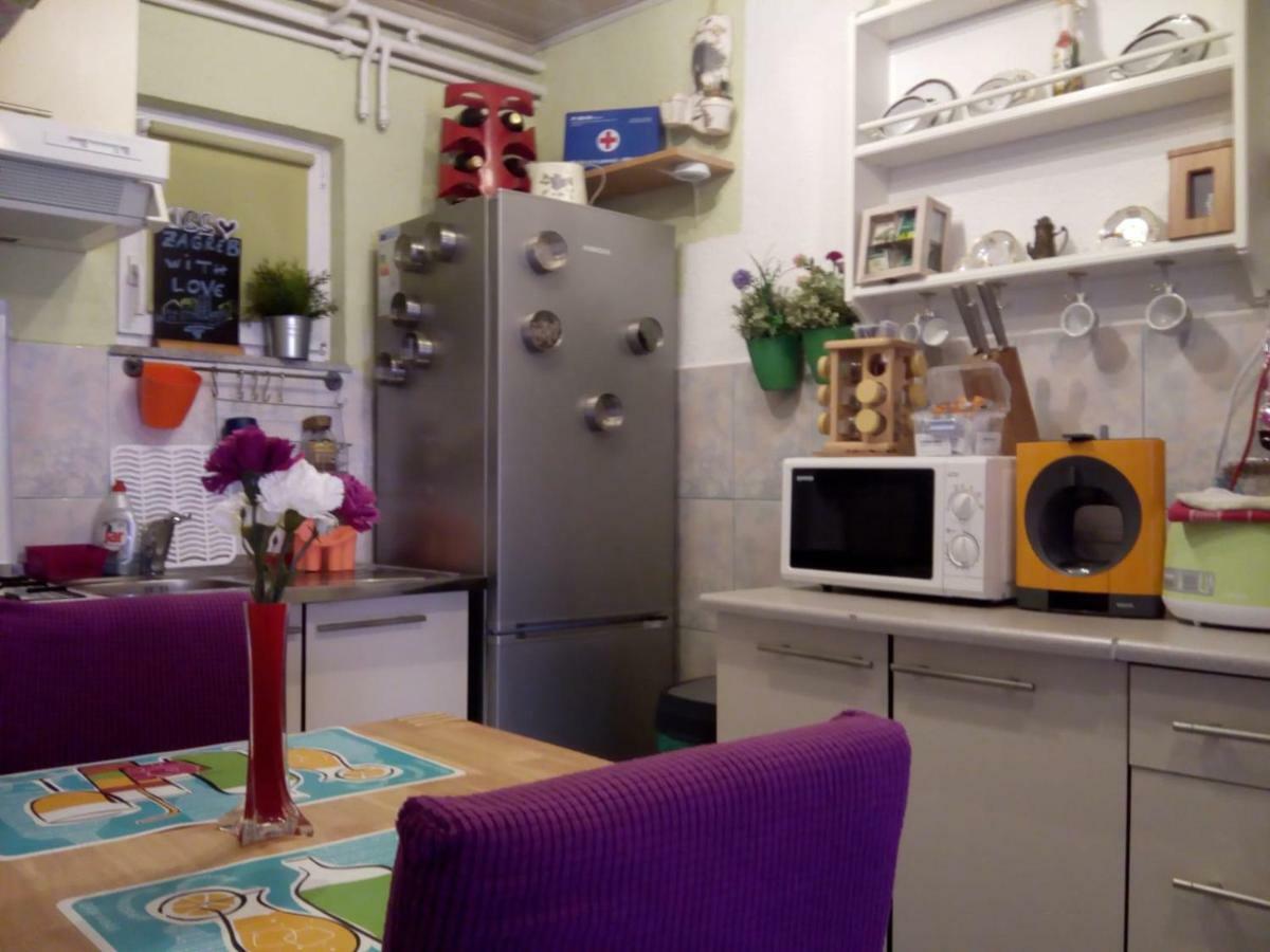 Apartman Teuta ซาเกร็บ ภายนอก รูปภาพ